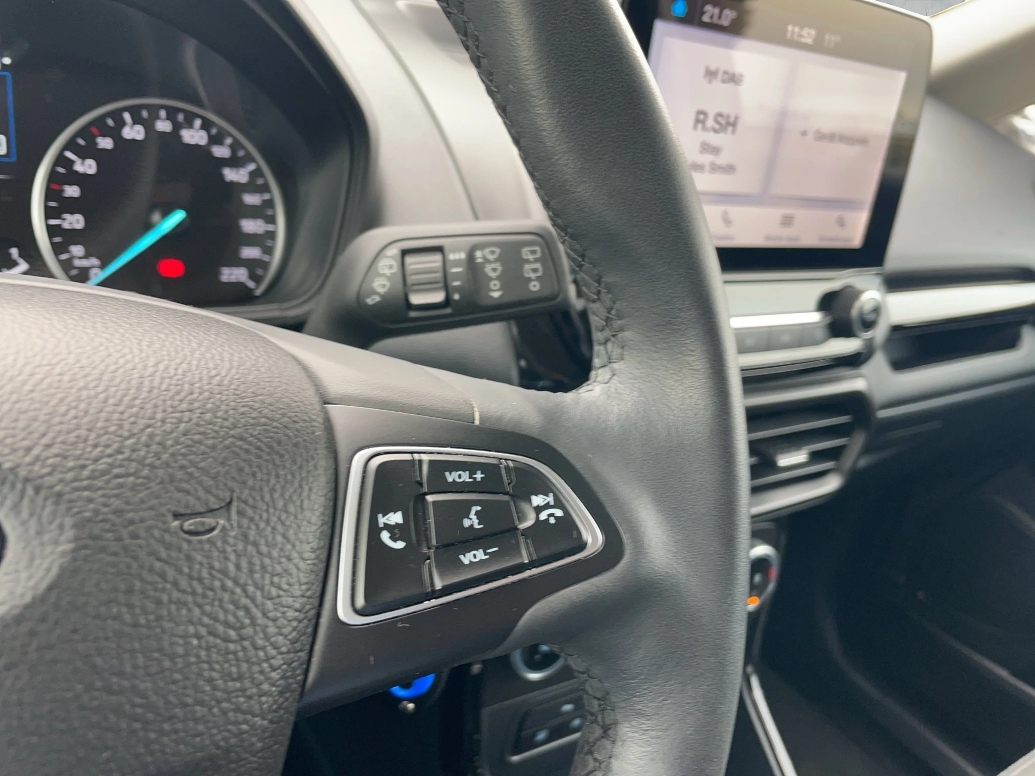 Ford-EcoSport-image-17