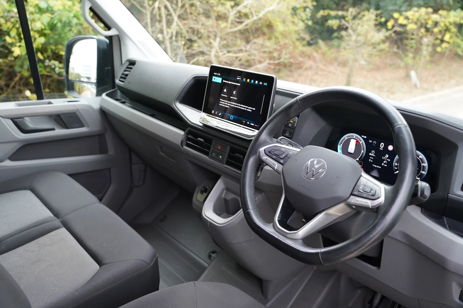 Volkswagen-Crafter-image-5