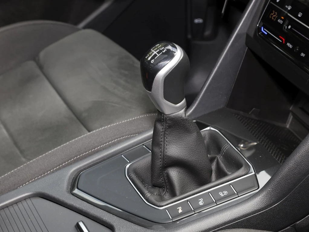 Volkswagen-Tiguan-image-8