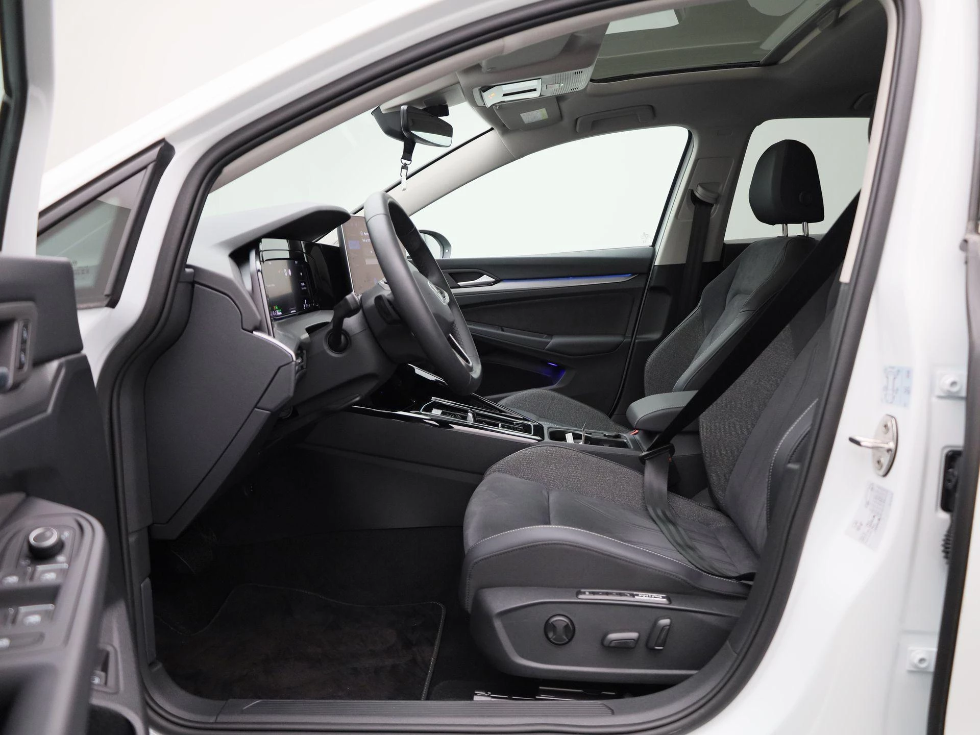 Volkswagen Golf 1.5 eHybrid Style Edition 204 PK|