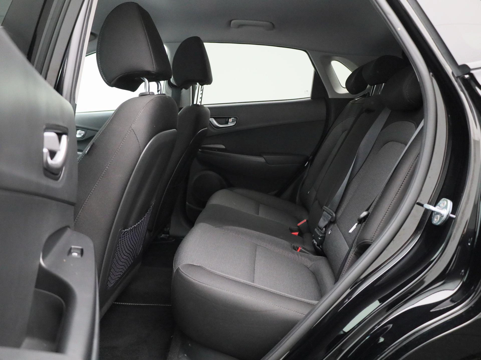 Hyundai-Kona-image-11