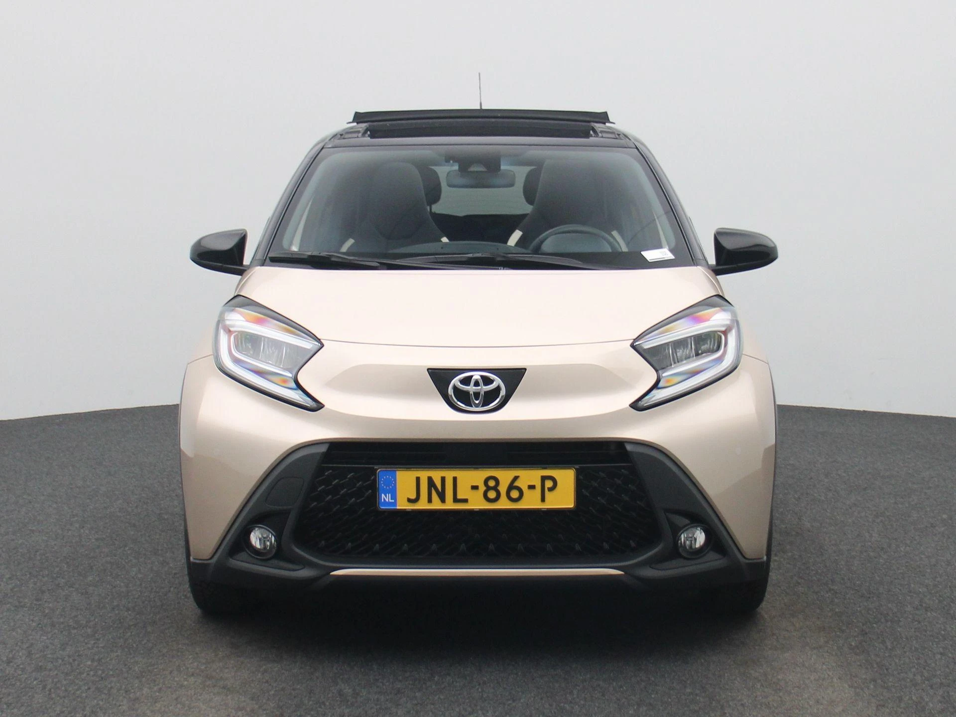Toyota Aygo X 1.0 VVT-i MT Premium