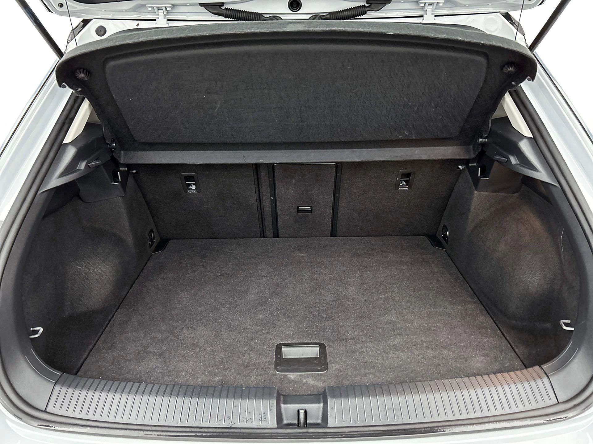 Volkswagen-T-Roc-image-15