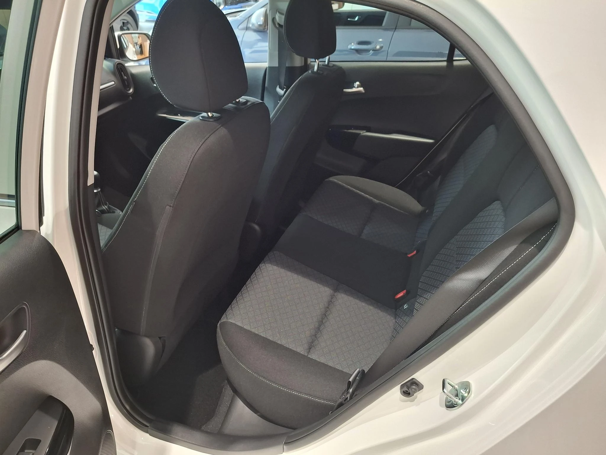 Kia-Picanto-image-11