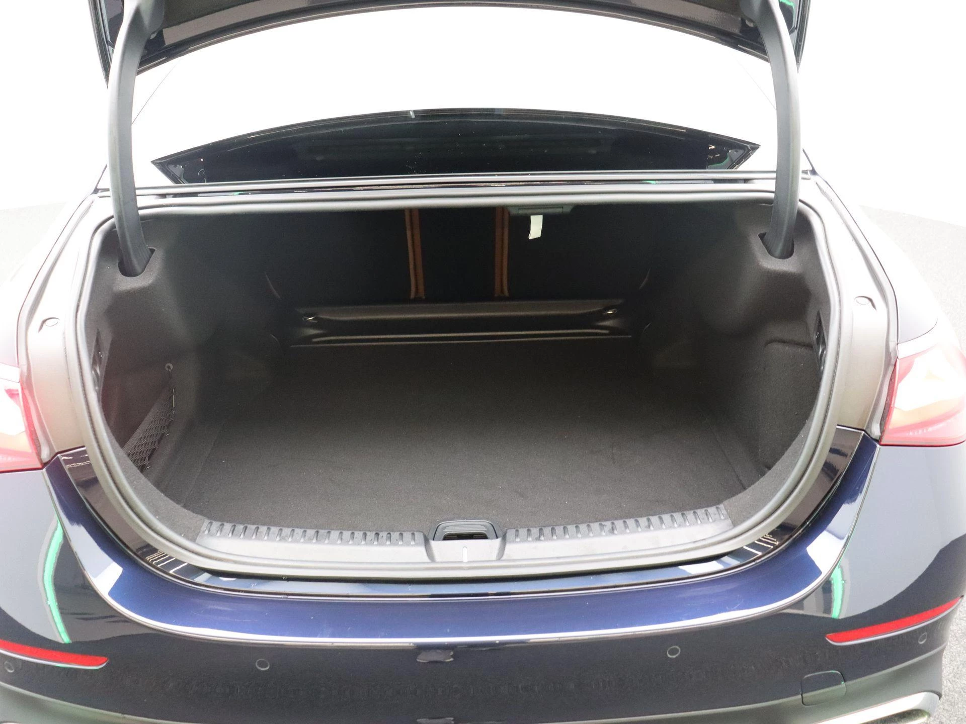 Mercedes-Benz-Classe E-image-17