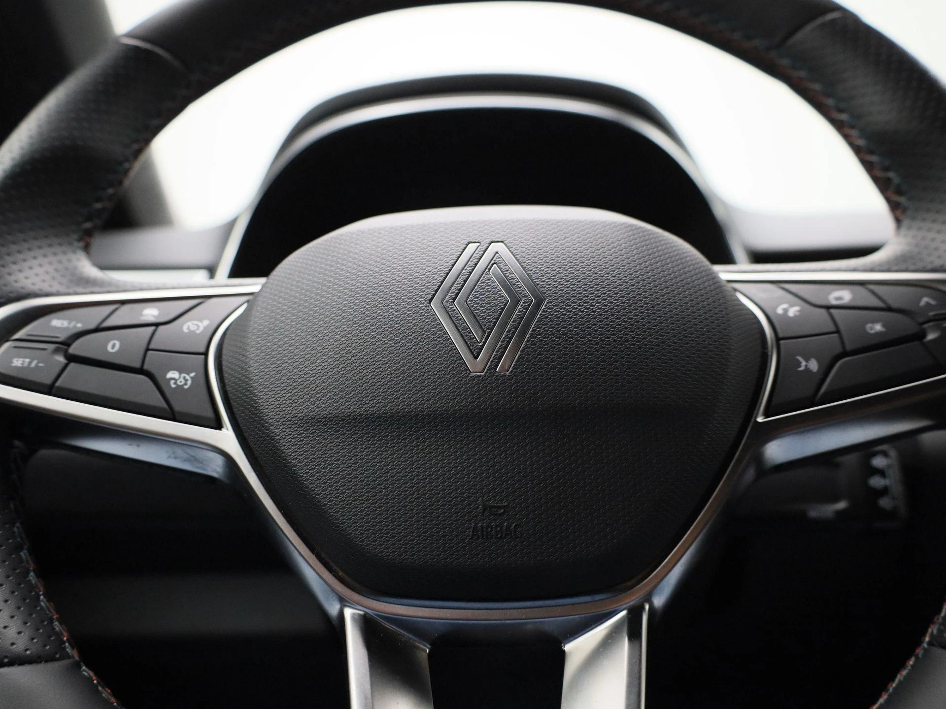 Renault-Clio-image-24