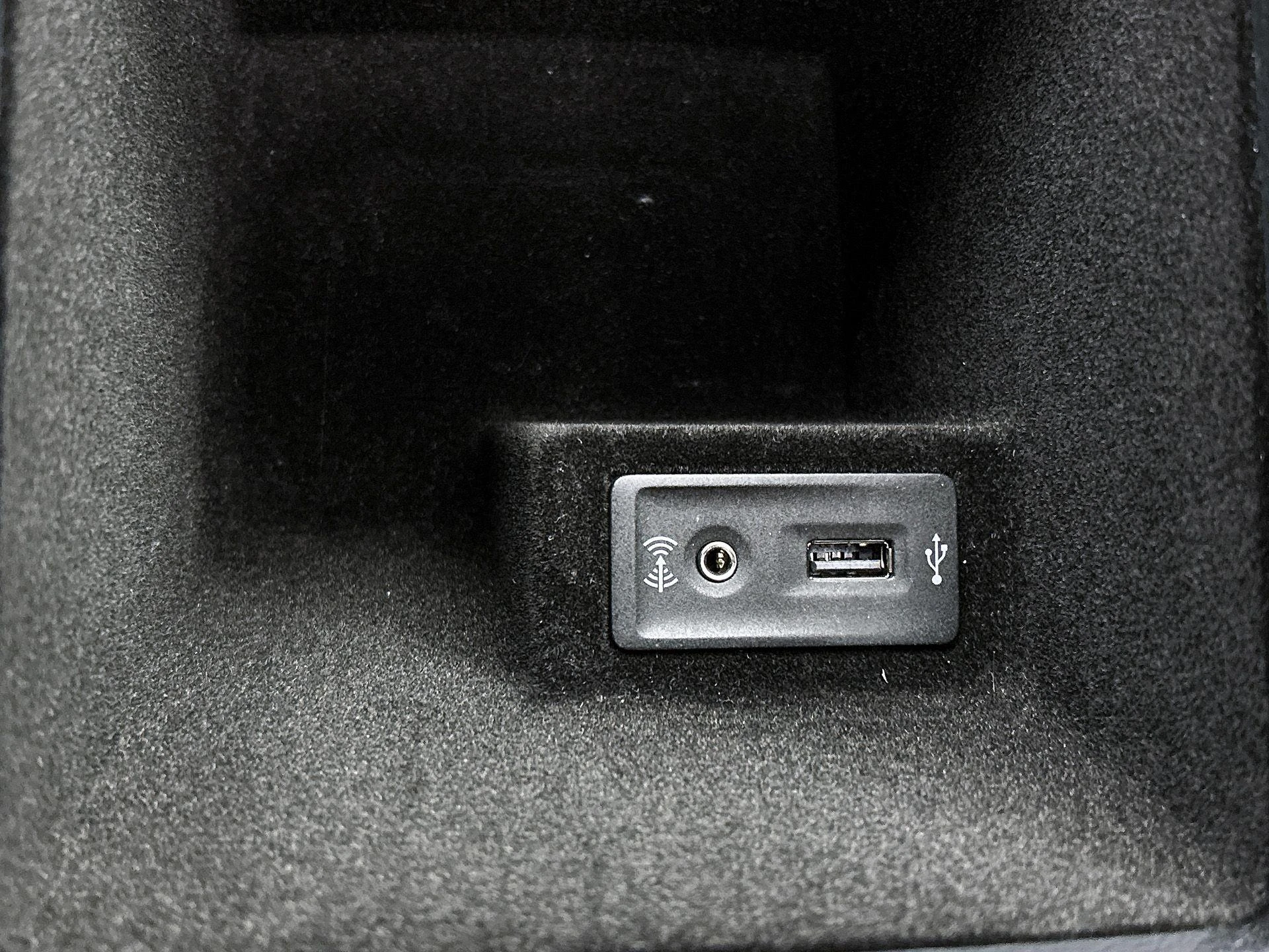 Volkswagen-Passat-image-35