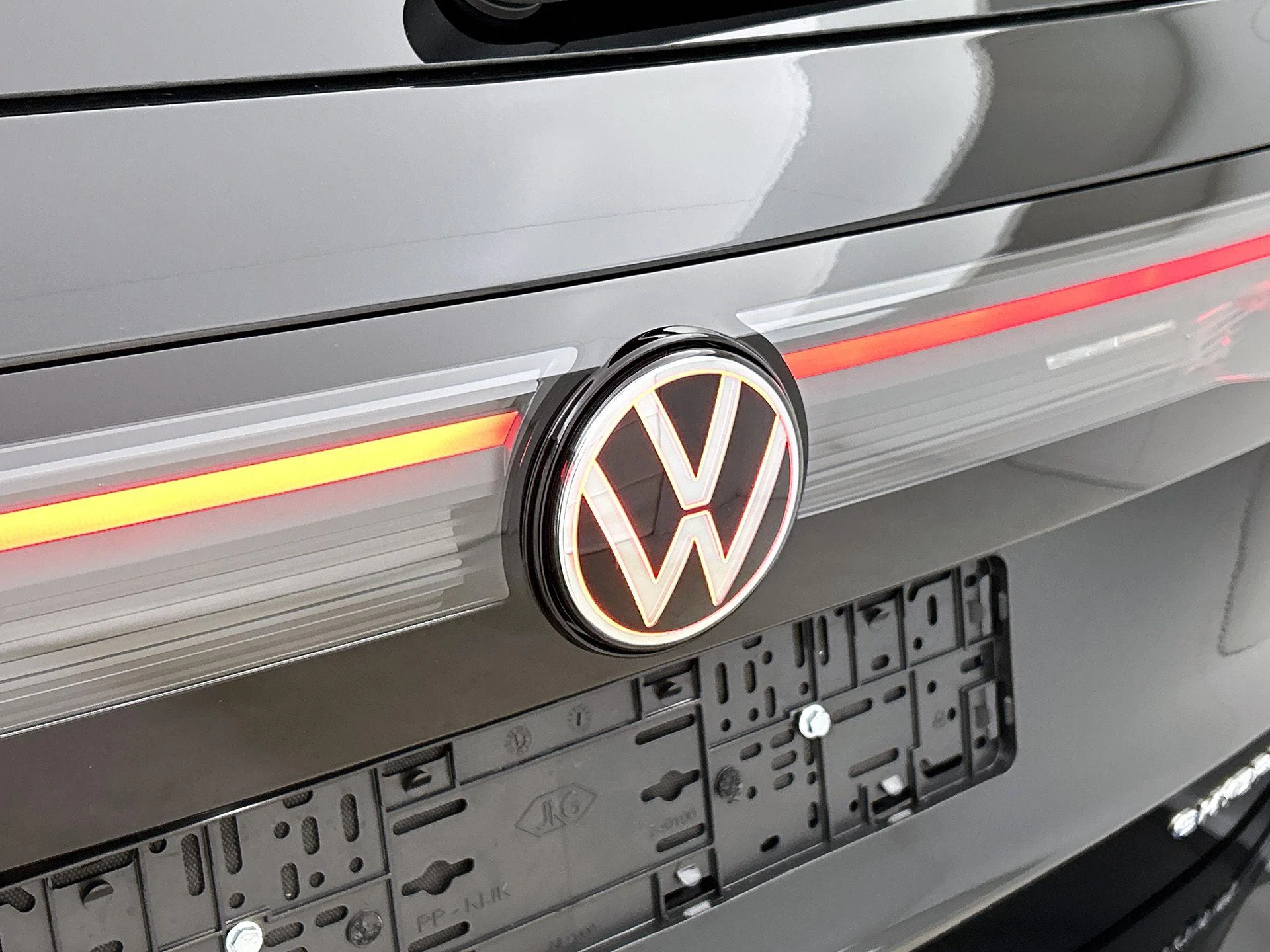 Volkswagen-Tiguan-image-39