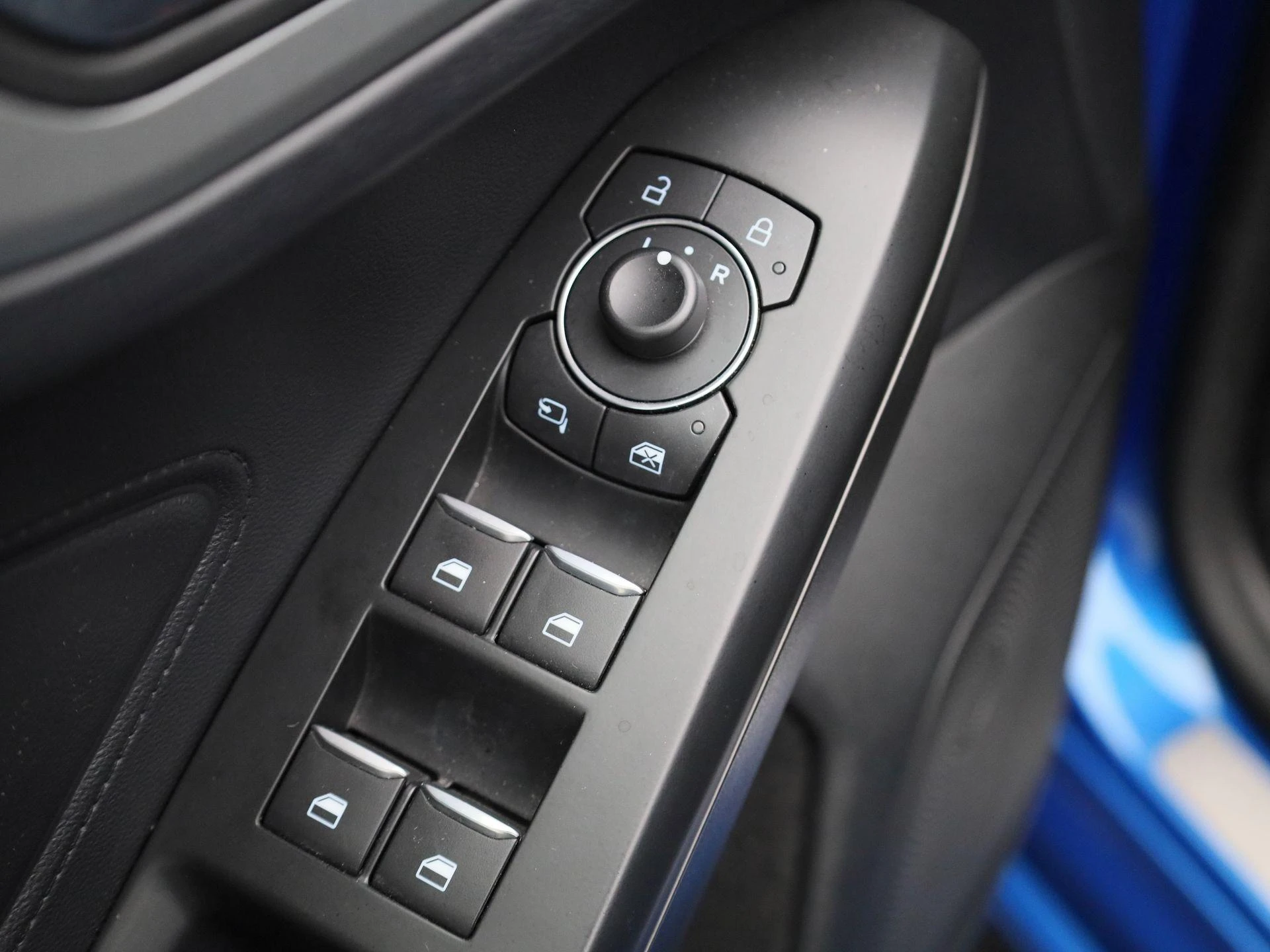 Ford Focus Hybrid ST Line Style