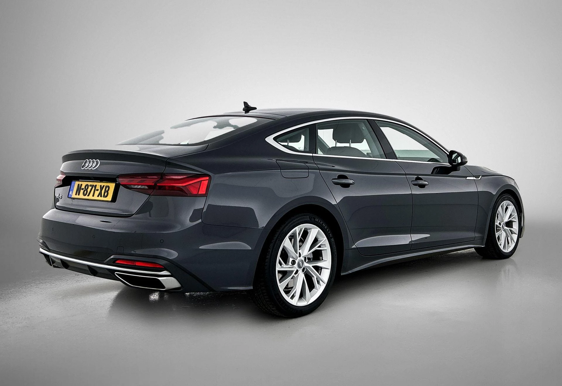 Audi-A5-image-4