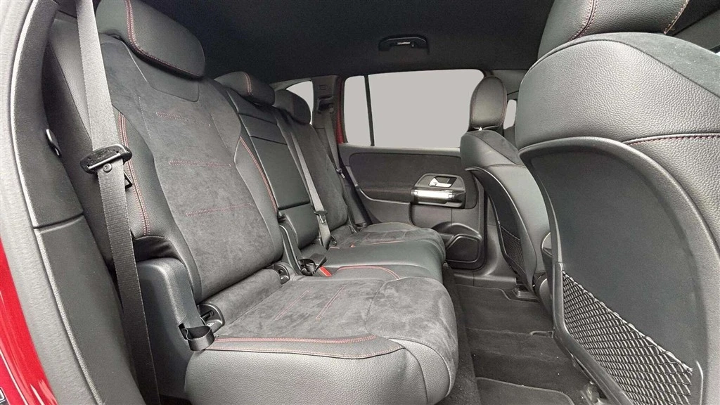 Mercedes-Benz-EQB-image-20