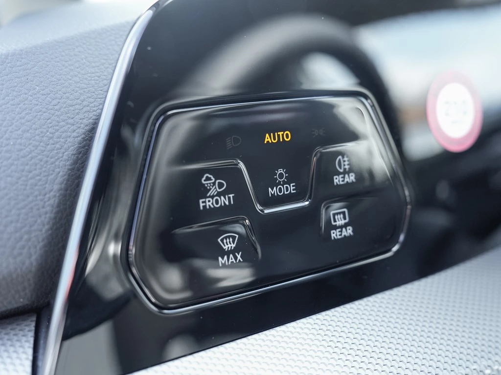 Volkswagen Golf Style 1.5 l eHybrid DSG 110 kW / 150 PS
