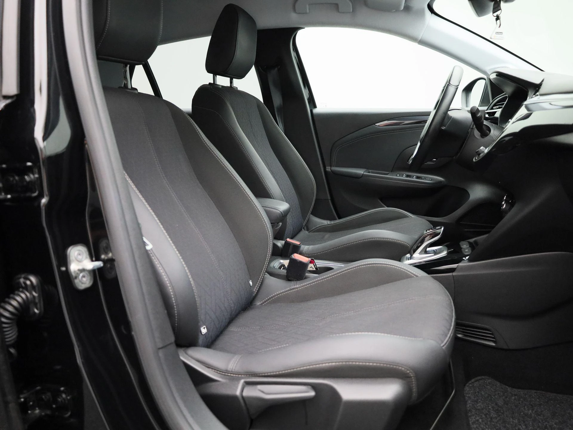 Opel-Corsa-e-image-30
