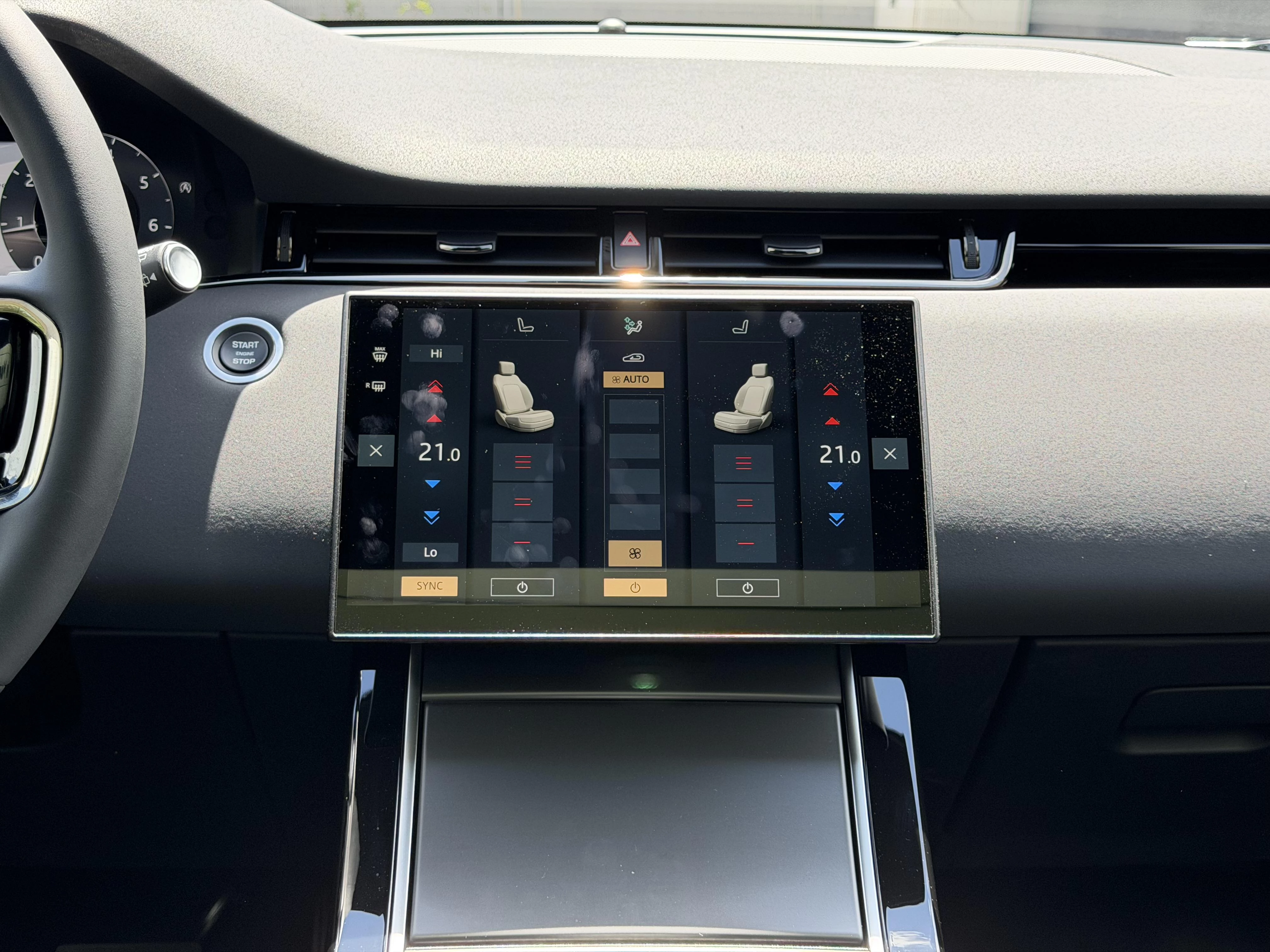 Land Rover Range Rover Evoque P160 S FWD Auto. 26.5MY