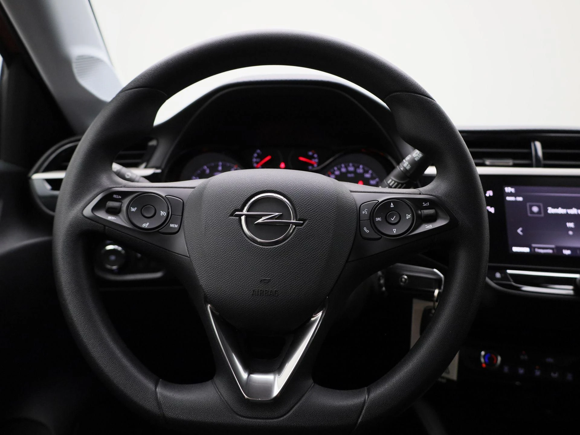 Opel-Corsa-image-7