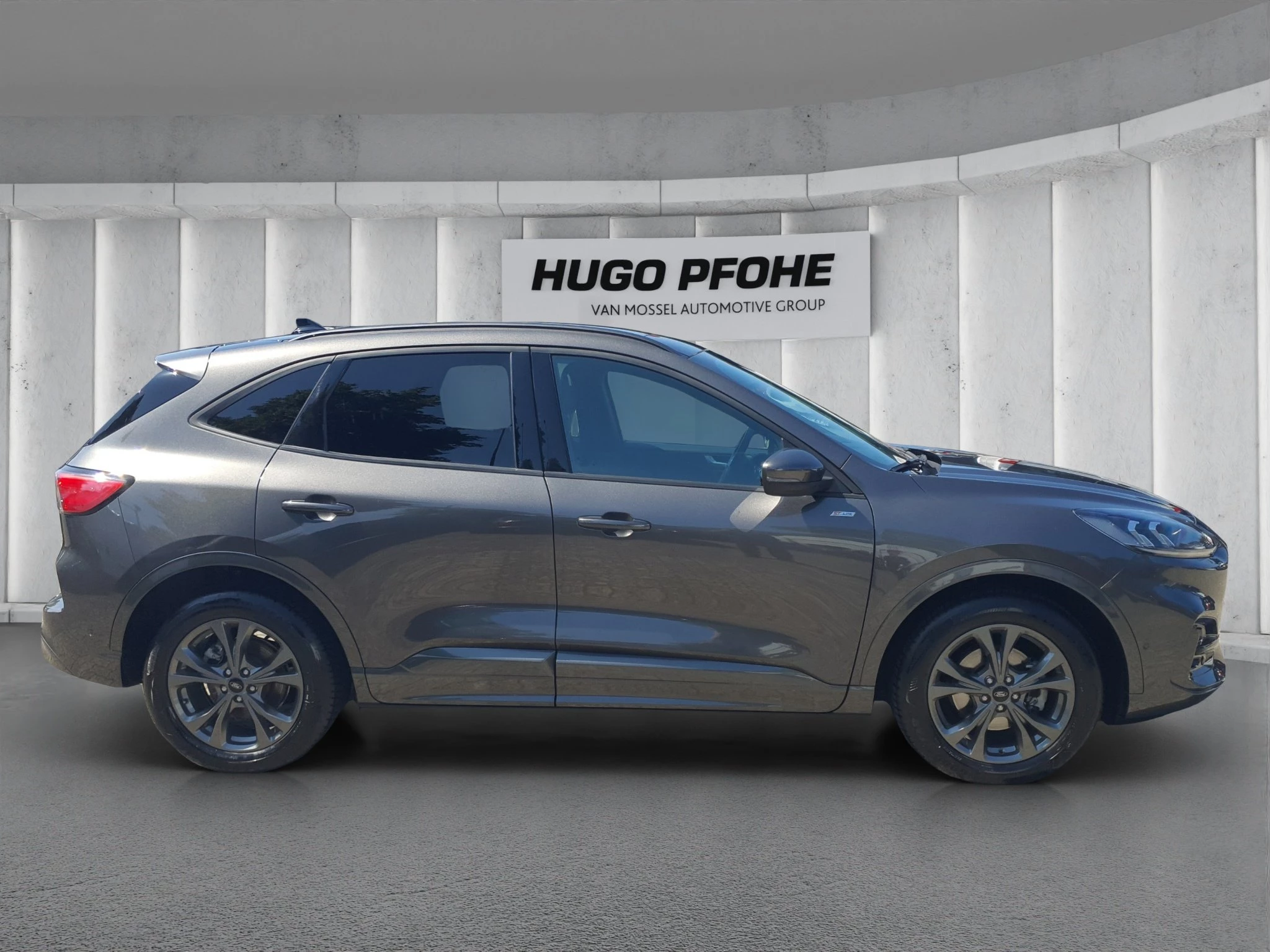 Ford Kuga ST-Line X*PANO*AHK*KAM*ACC*NAVI*SOUND-SYS.