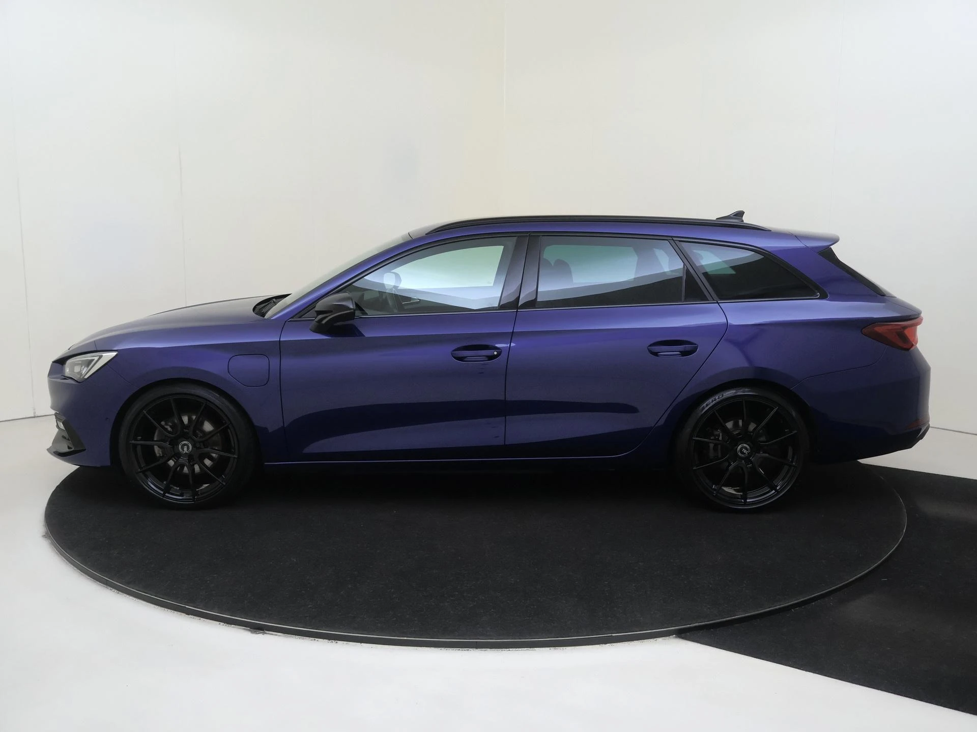 SEAT-Leon-image-7