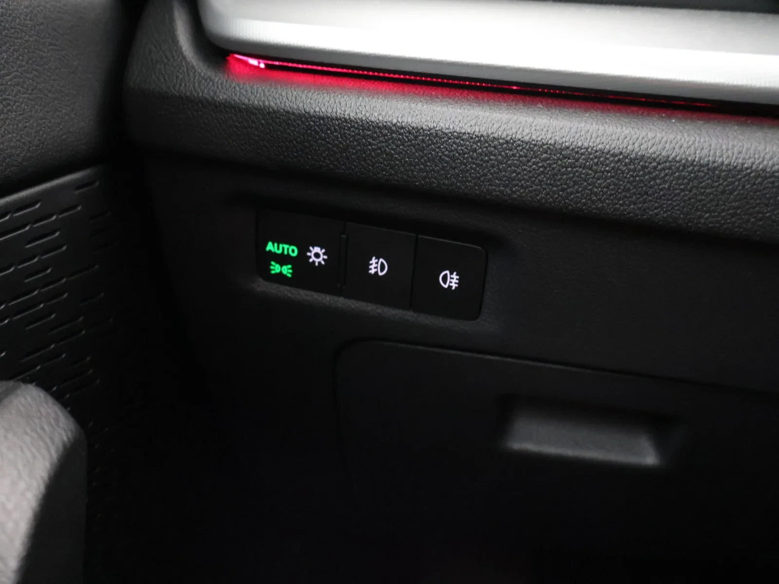 Škoda Octavia Combi Octavia 1.0TSI Ambition *TREKHAAK*CAMERA*PDC*CRUISE CONTROL*VIRTUAL COCKPIT*NAVI*SFEERVERLICHTING*AP