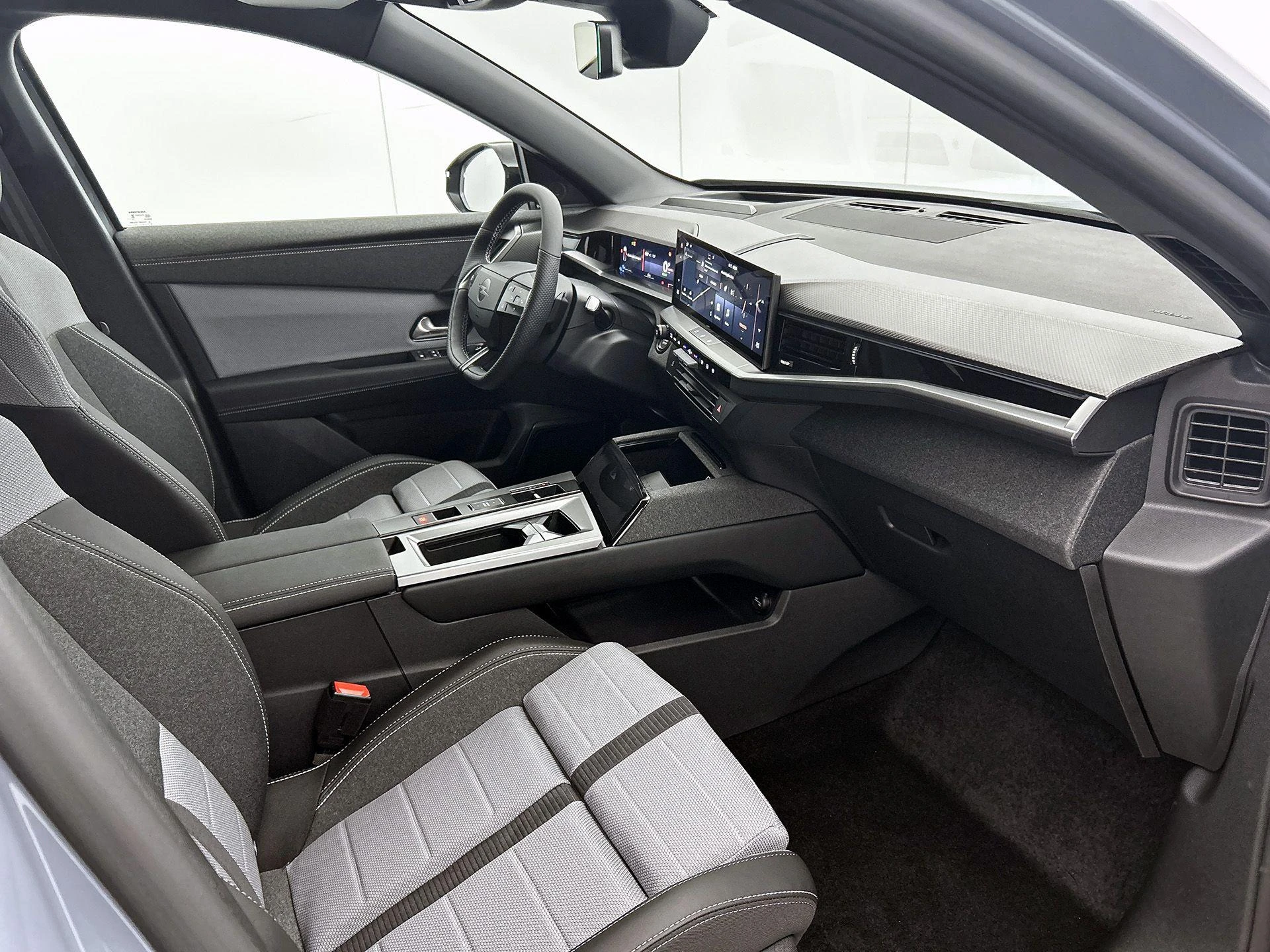 Opel Grandland 1.6 Turbo Plug-in-Hybrid Business Edition