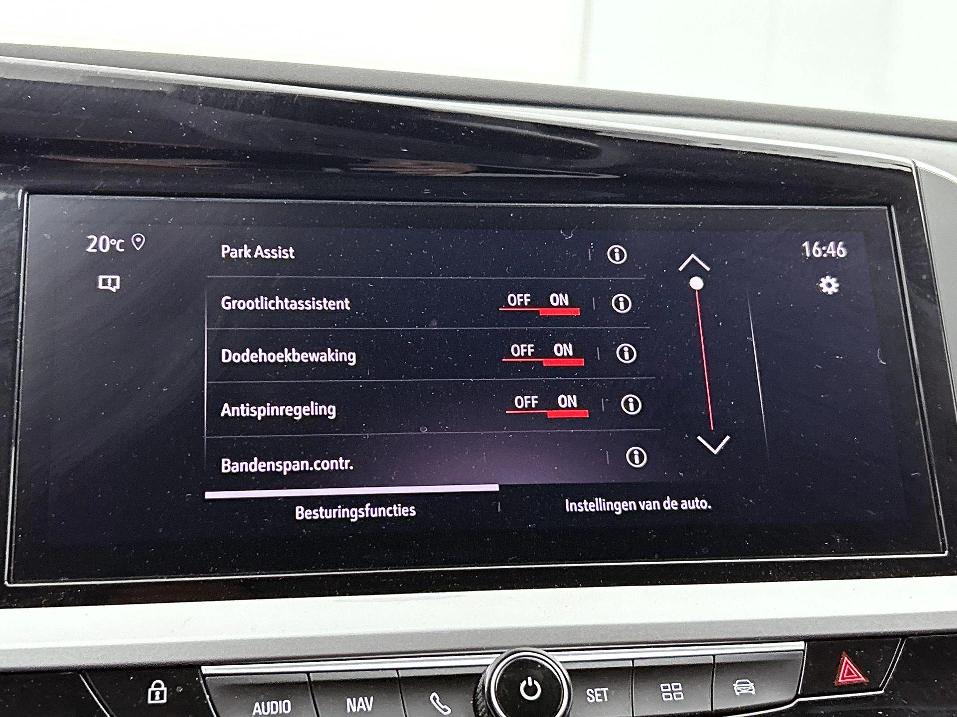Opel-Grandland-image-6