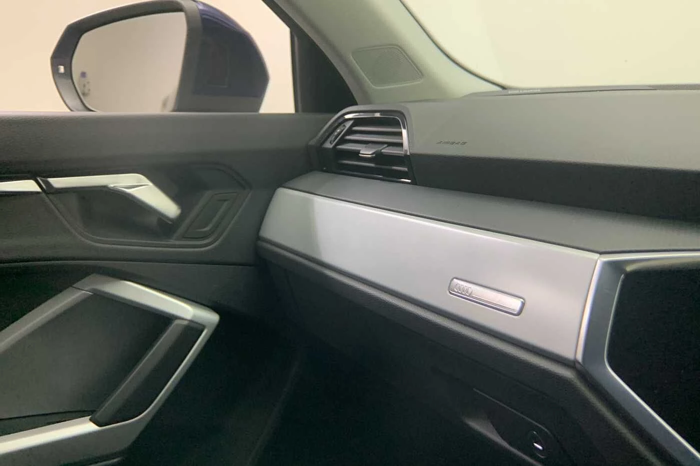 Audi-Q3-image-18