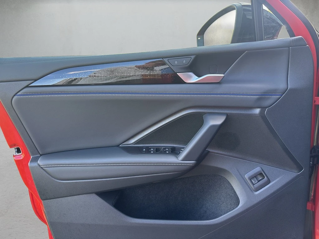 Volkswagen-Tiguan-image-5