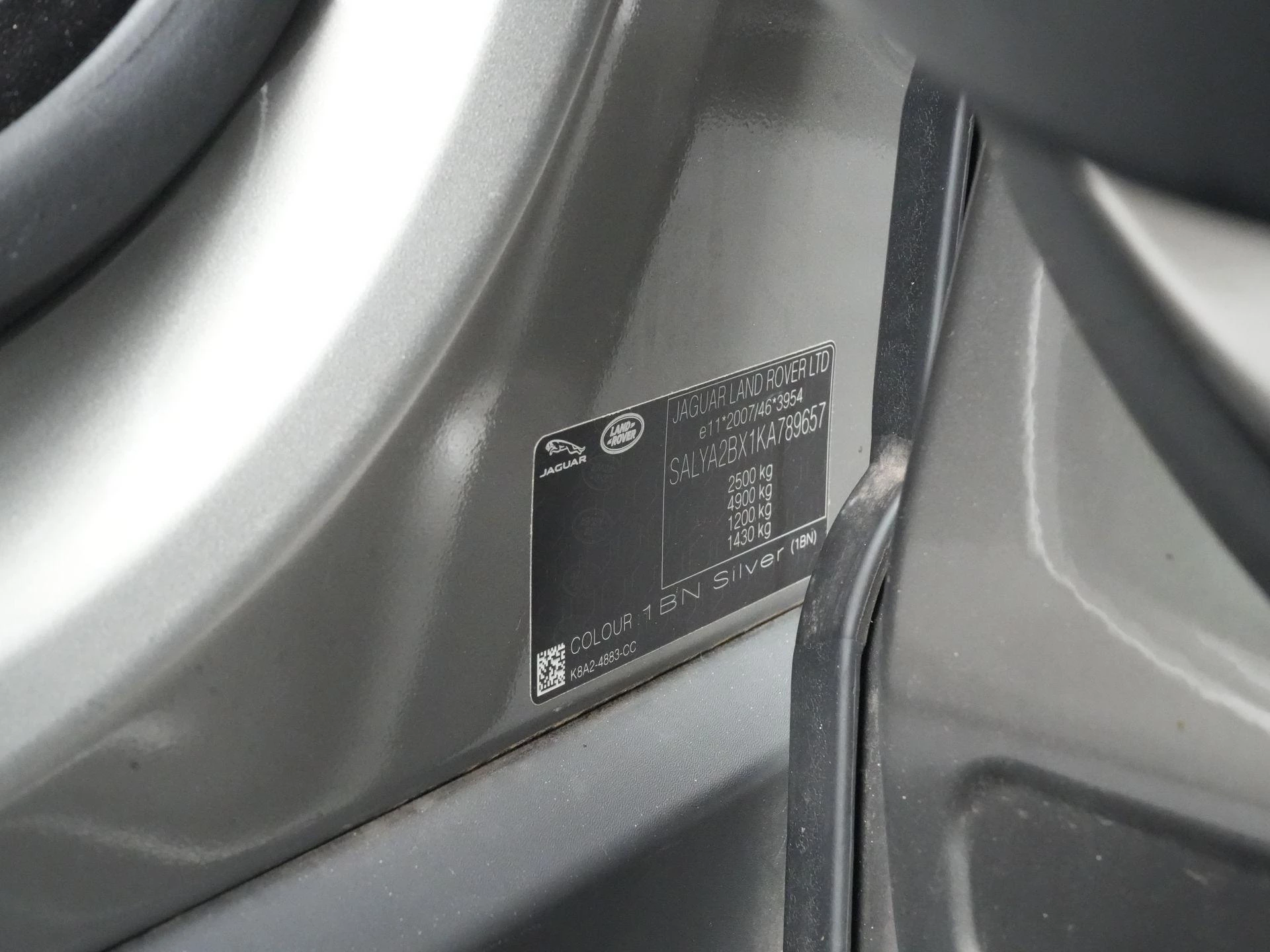 Land Rover-Range Rover Velar-image-48