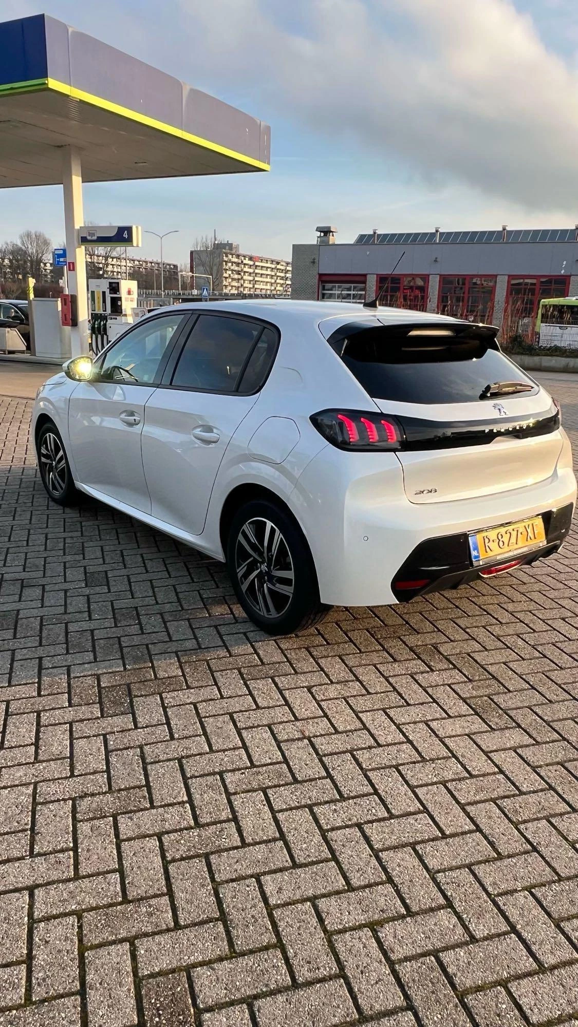 Peugeot 208 1.2 PureTech Allure Pack