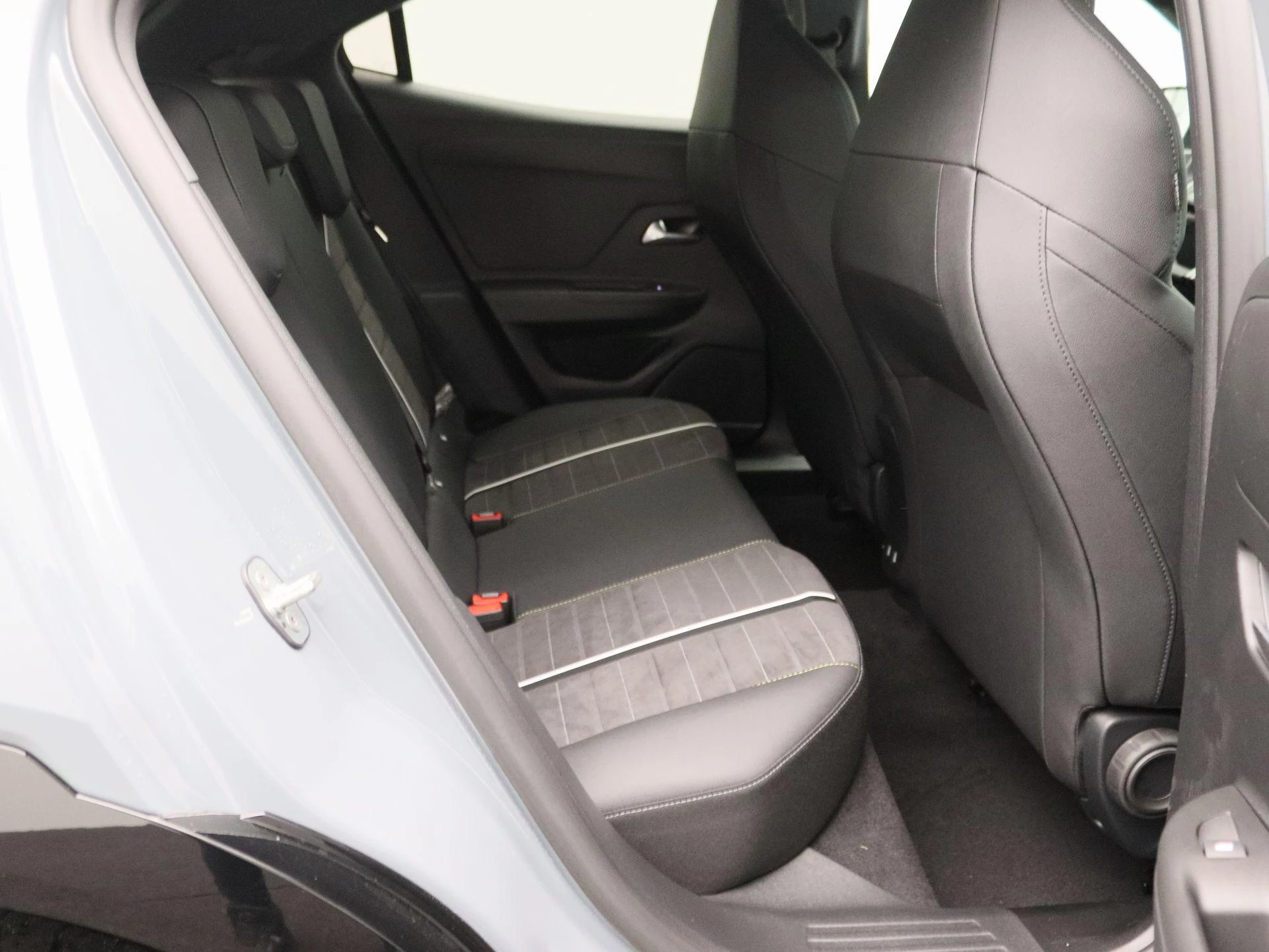 Opel-Mokka-e-image-23