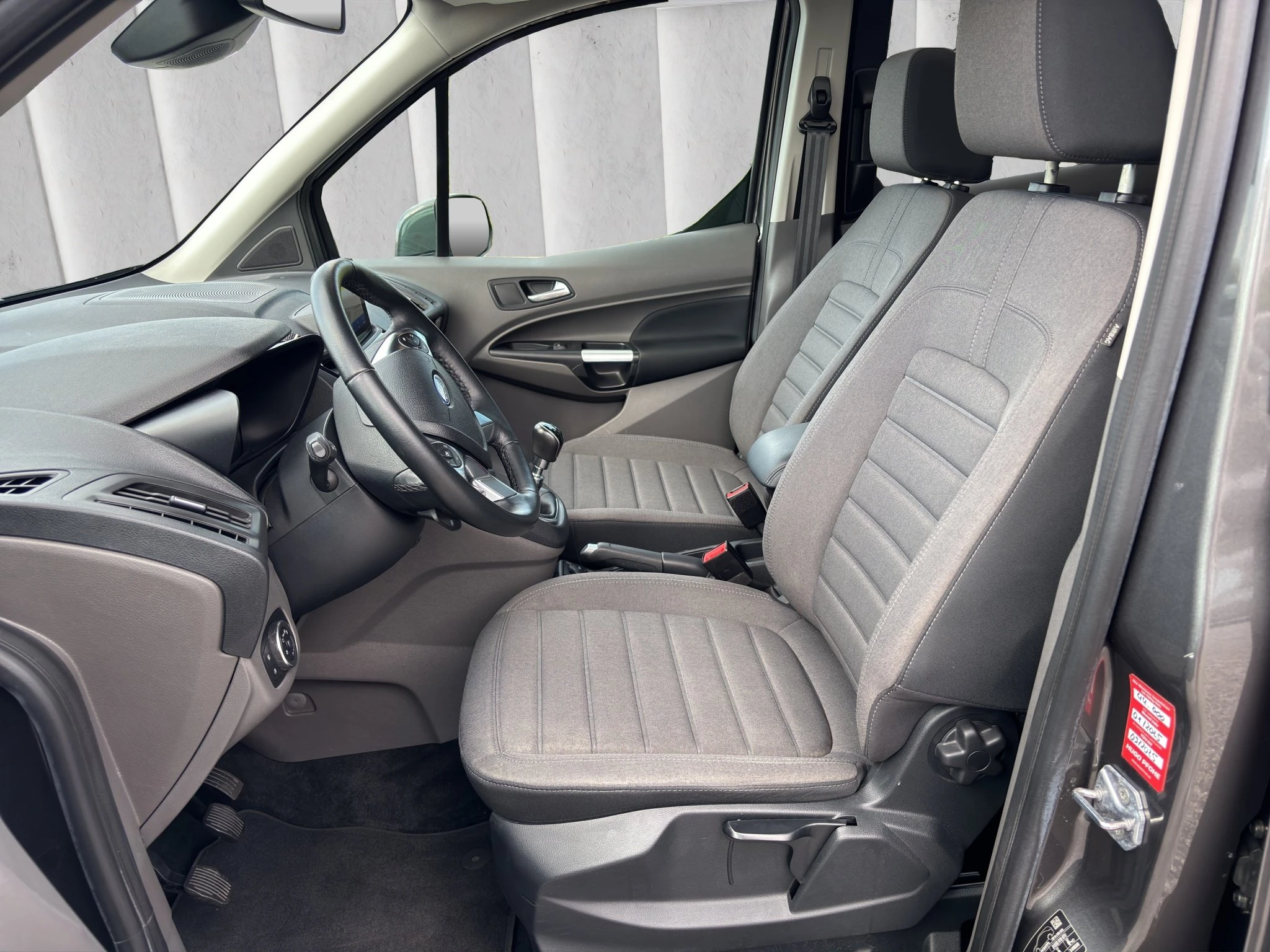 Ford Tourneo Connect Grand Titanium