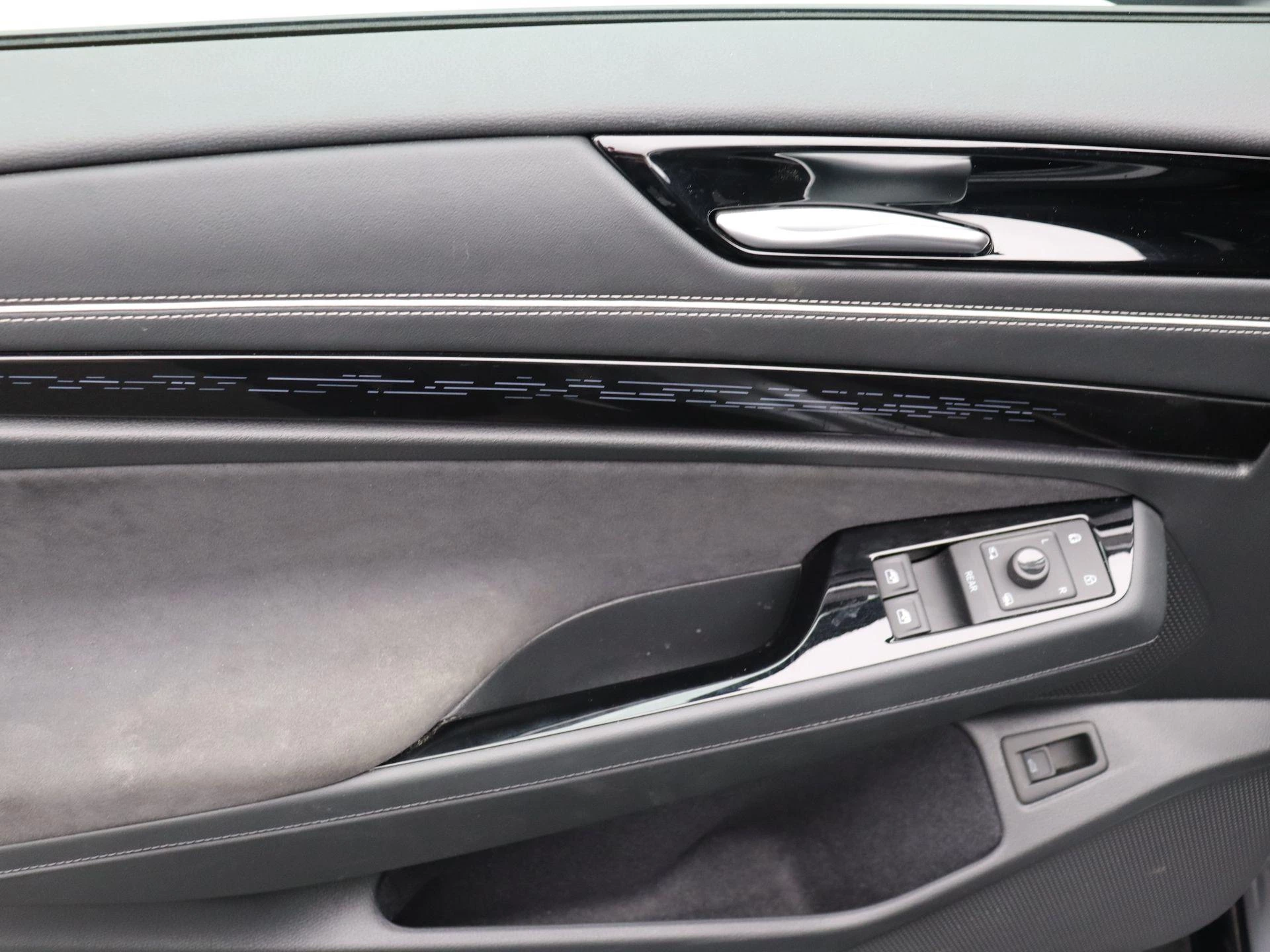 Volkswagen-ID.7-image-9