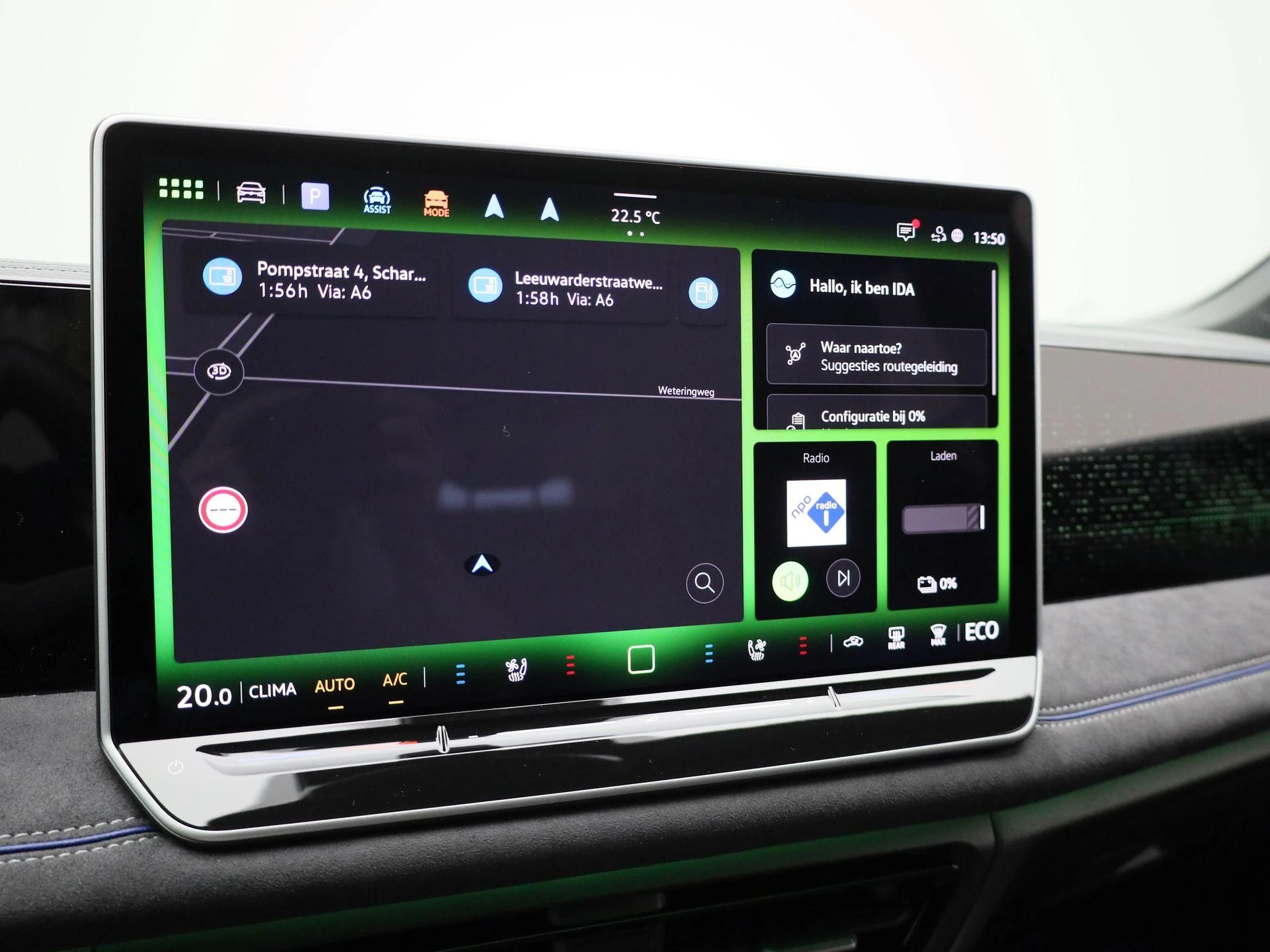 Volkswagen-Tiguan-image-25