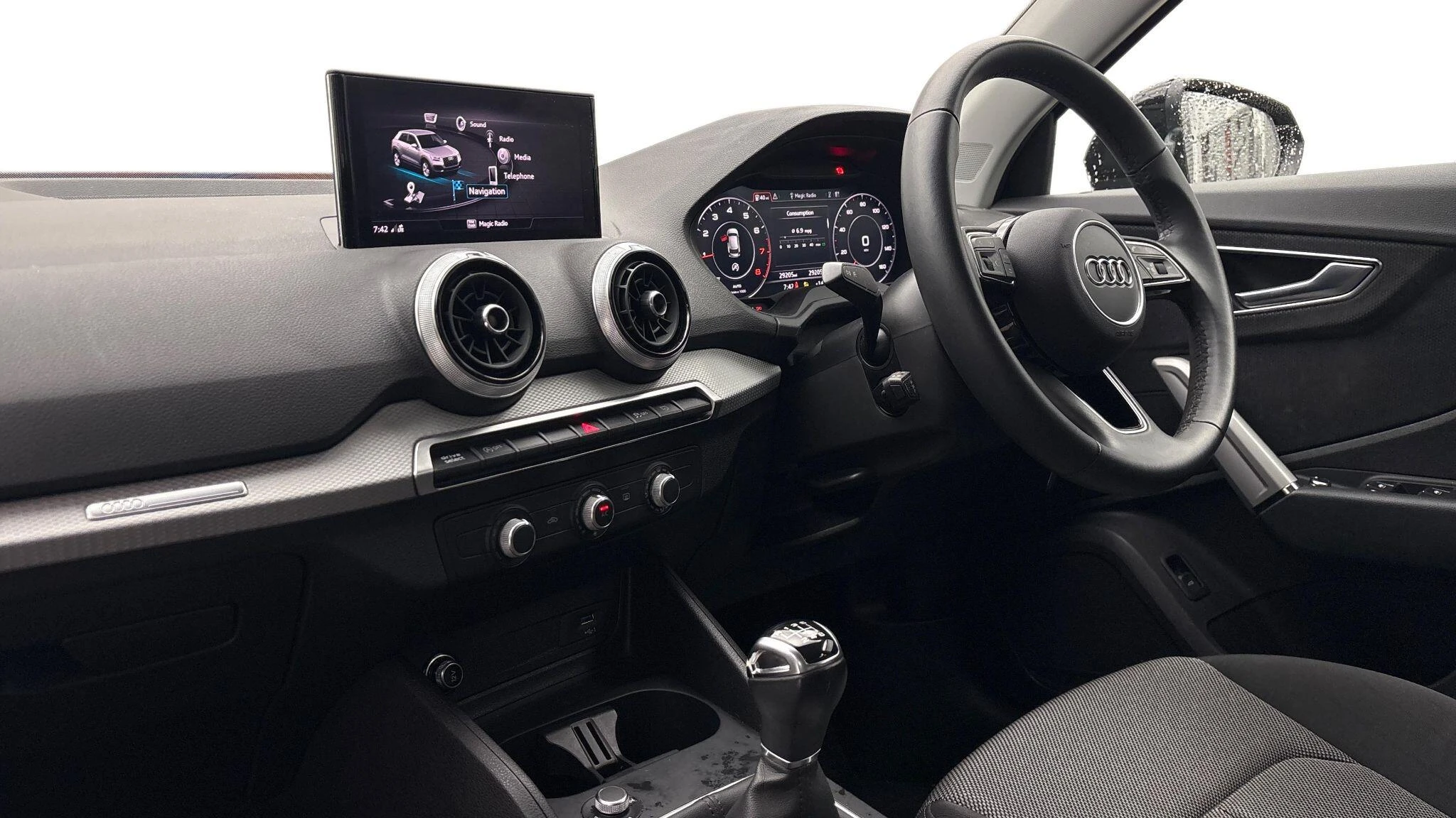 Audi-Q2-image-47