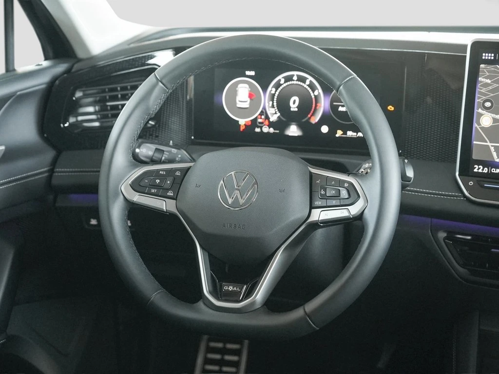 Volkswagen-Tiguan-image-10