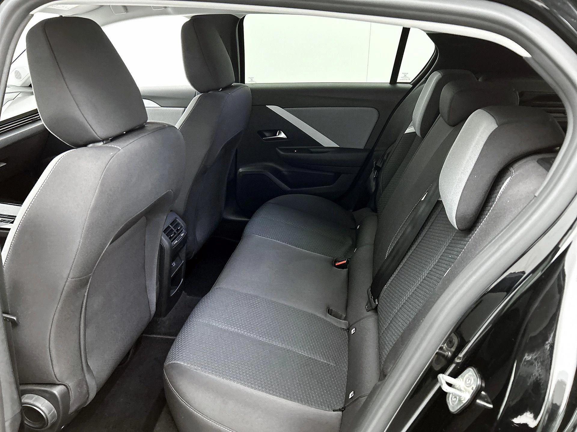 Opel-Astra-image-26