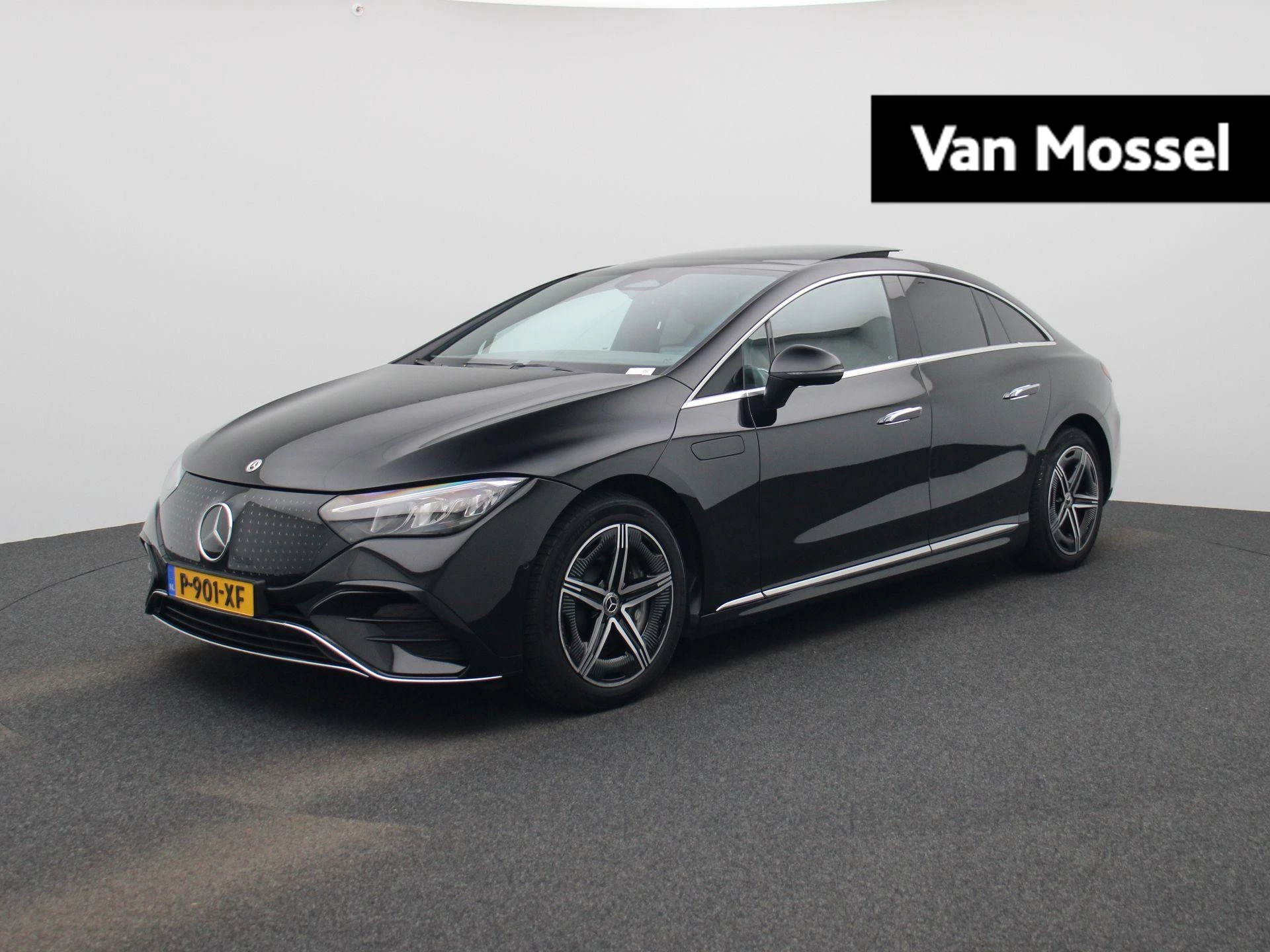 Mercedes-Benz-EQE-image-0