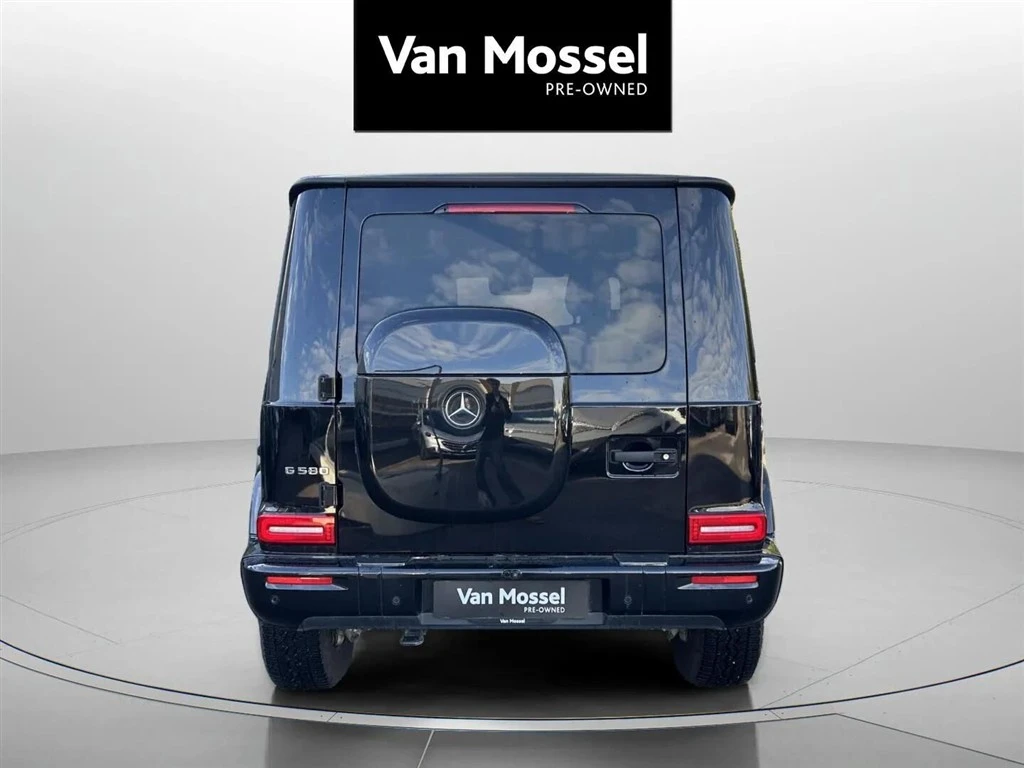 Mercedes-Benz-G-Klasse-image-5