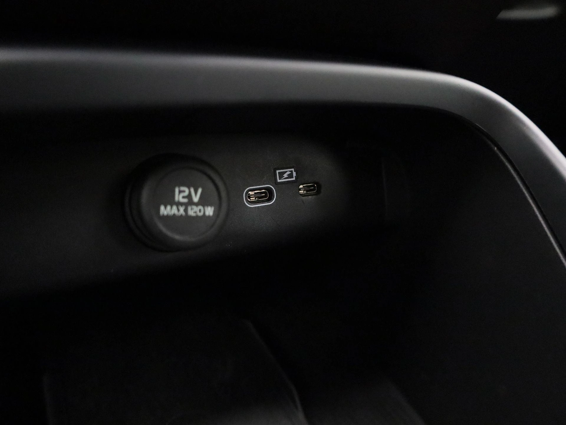 Volvo-XC40-image-22
