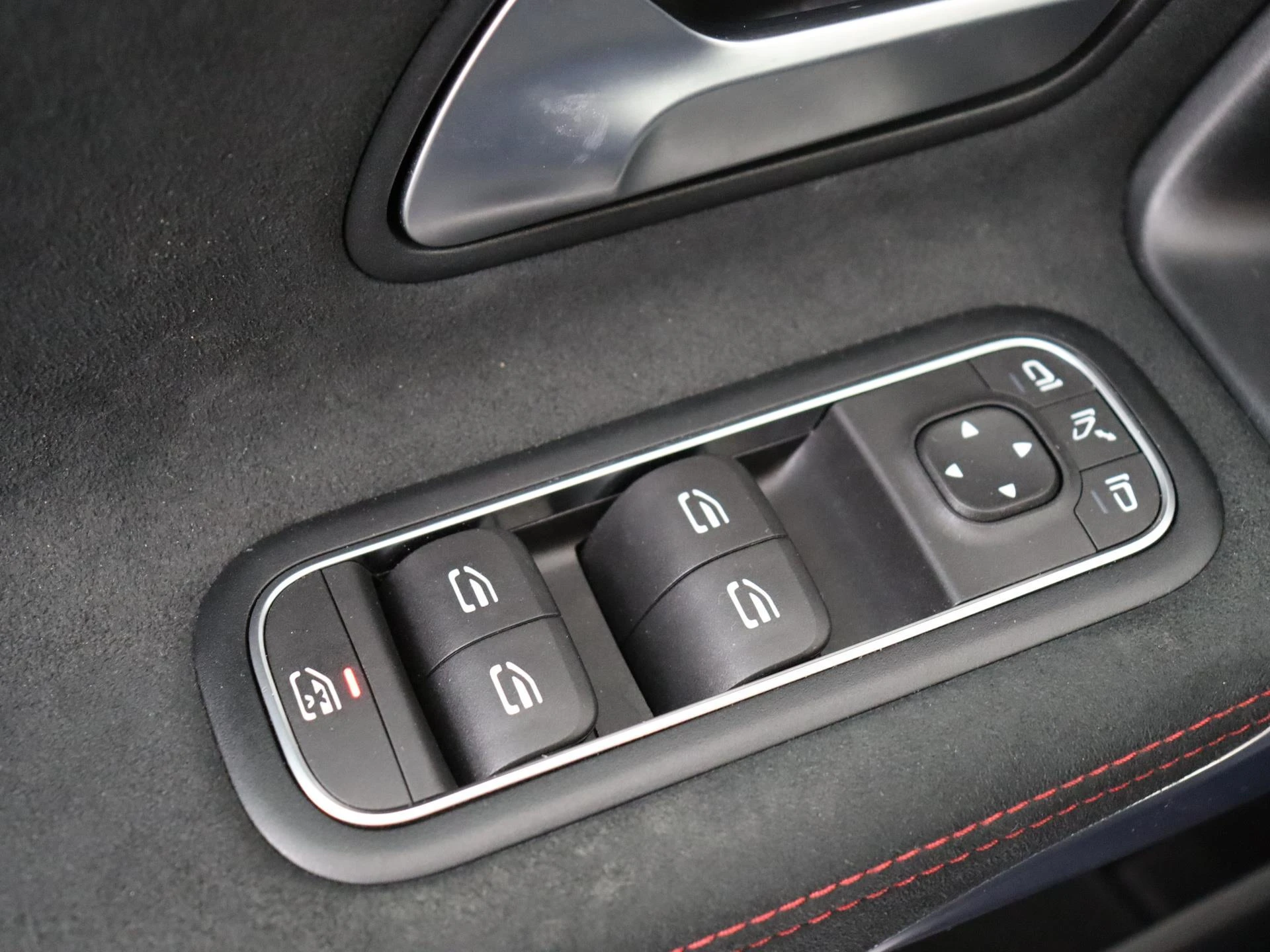 Mercedes-Benz-A-Klasse-image-28