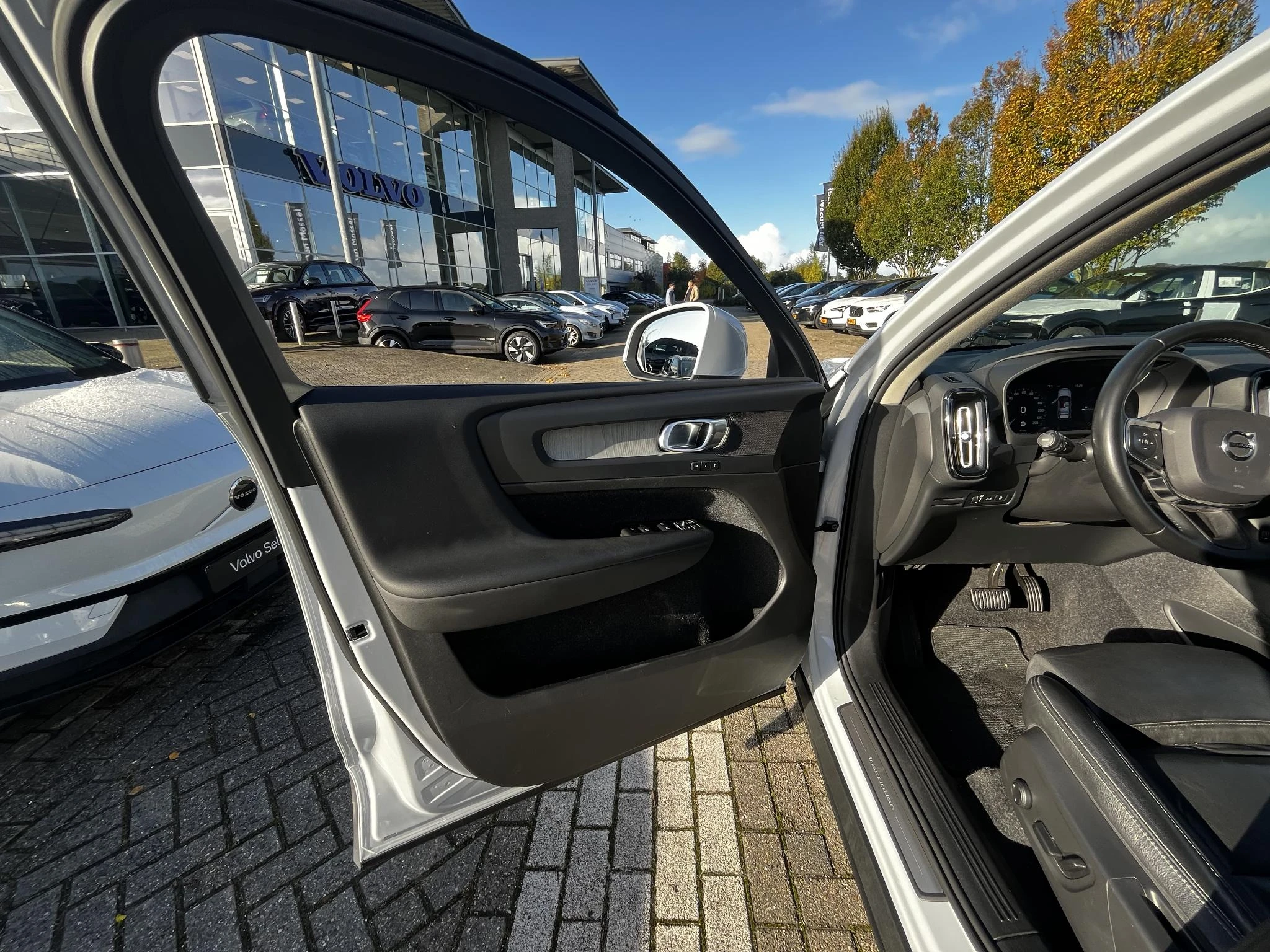 Volvo-XC40-image-11