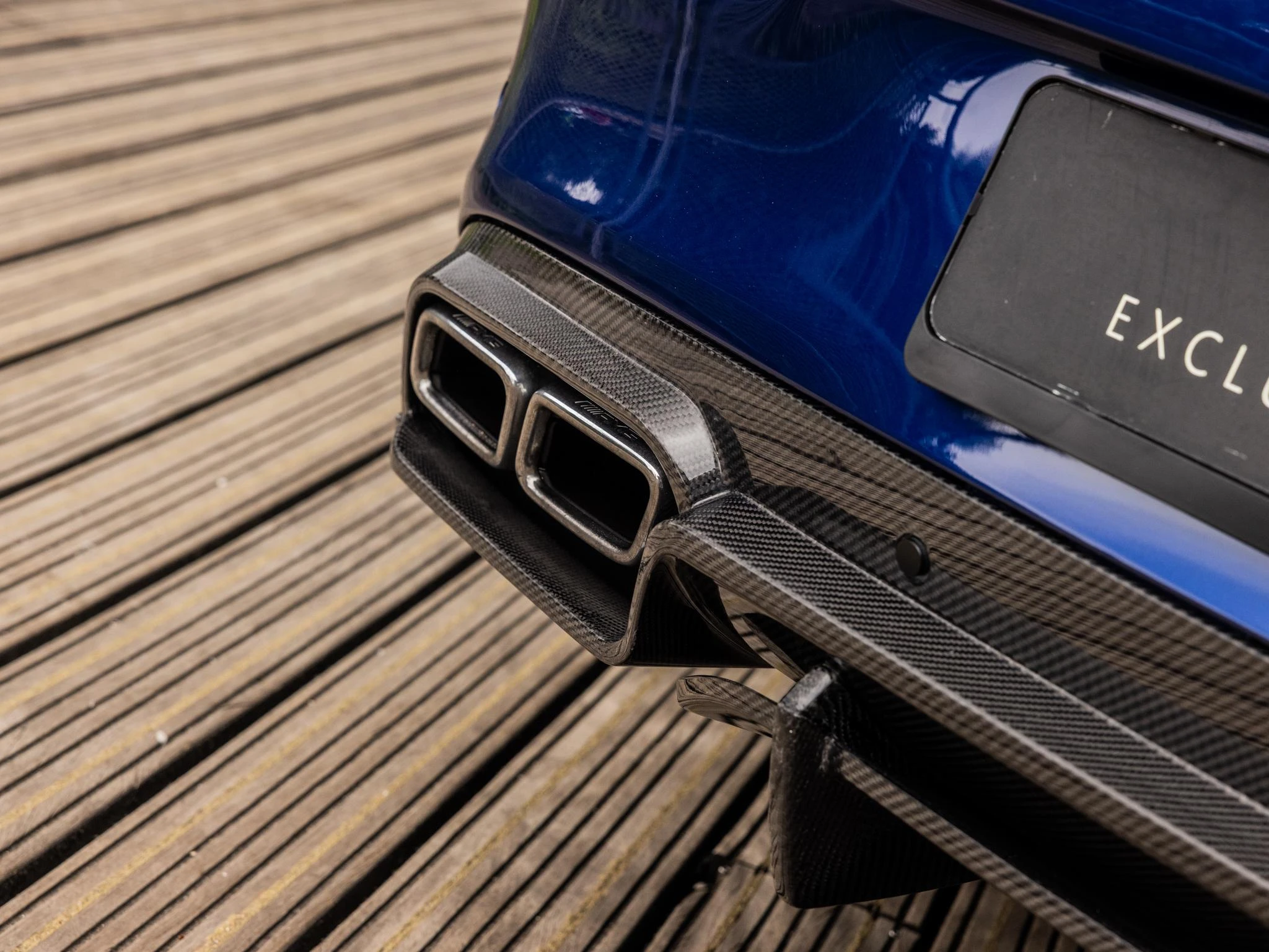 Mercedes-Benz-C-Klasse-image-17