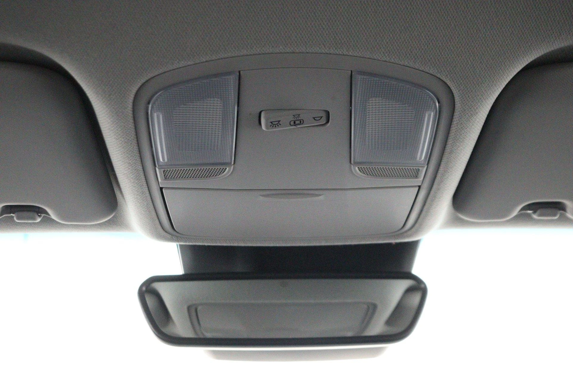Hyundai-Kona-image-56