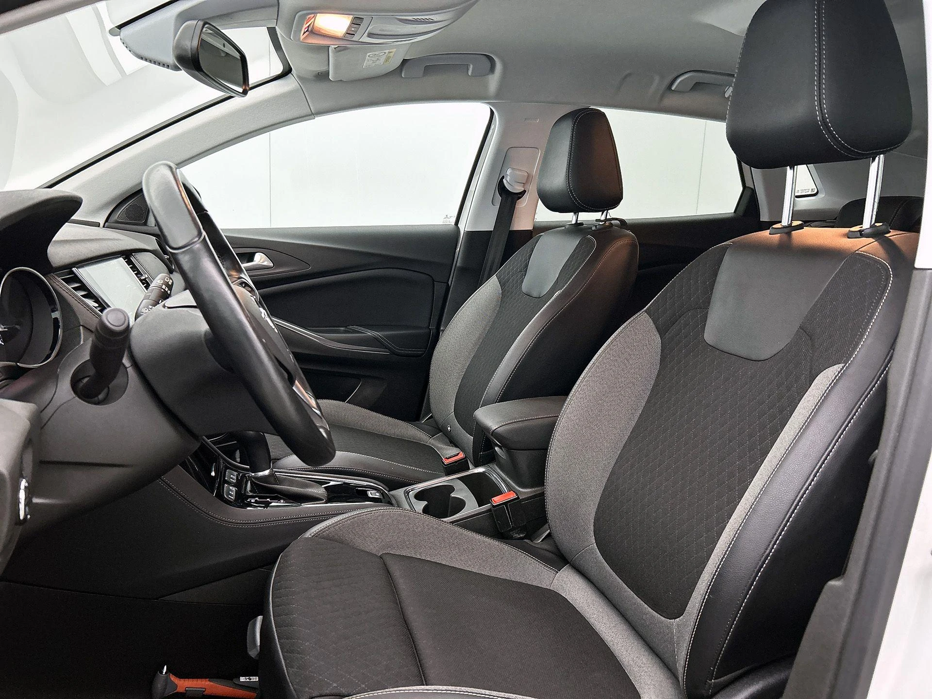 Opel-Grandland X-image-32