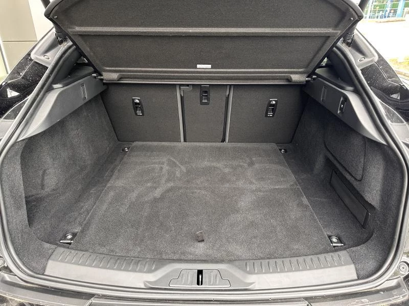 Jaguar I-PACE EV400 SE