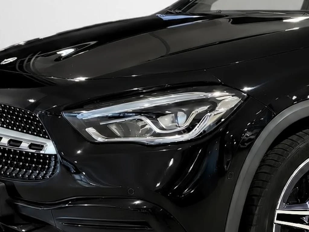 Mercedes-Benz-GLA 250-image-4