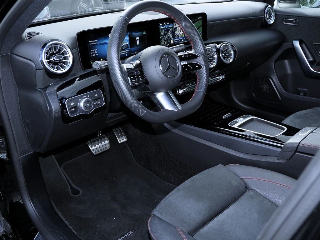 Mercedes-Benz-A-Klasse 200-image-8