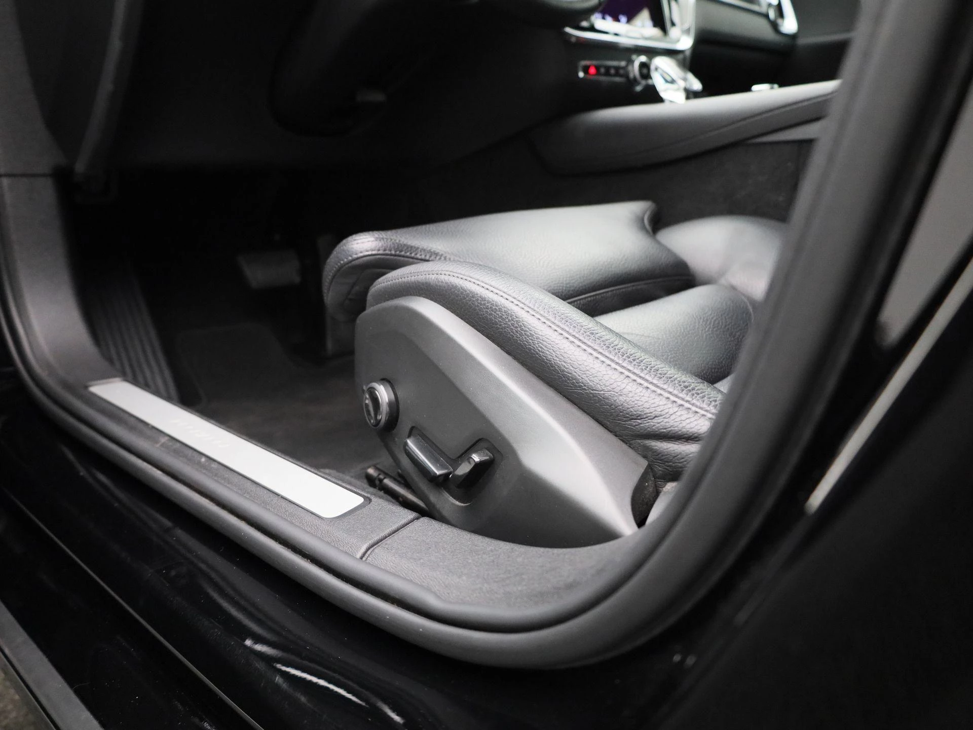 Volvo V60 2.0 T6 Recharge AWD Inscription