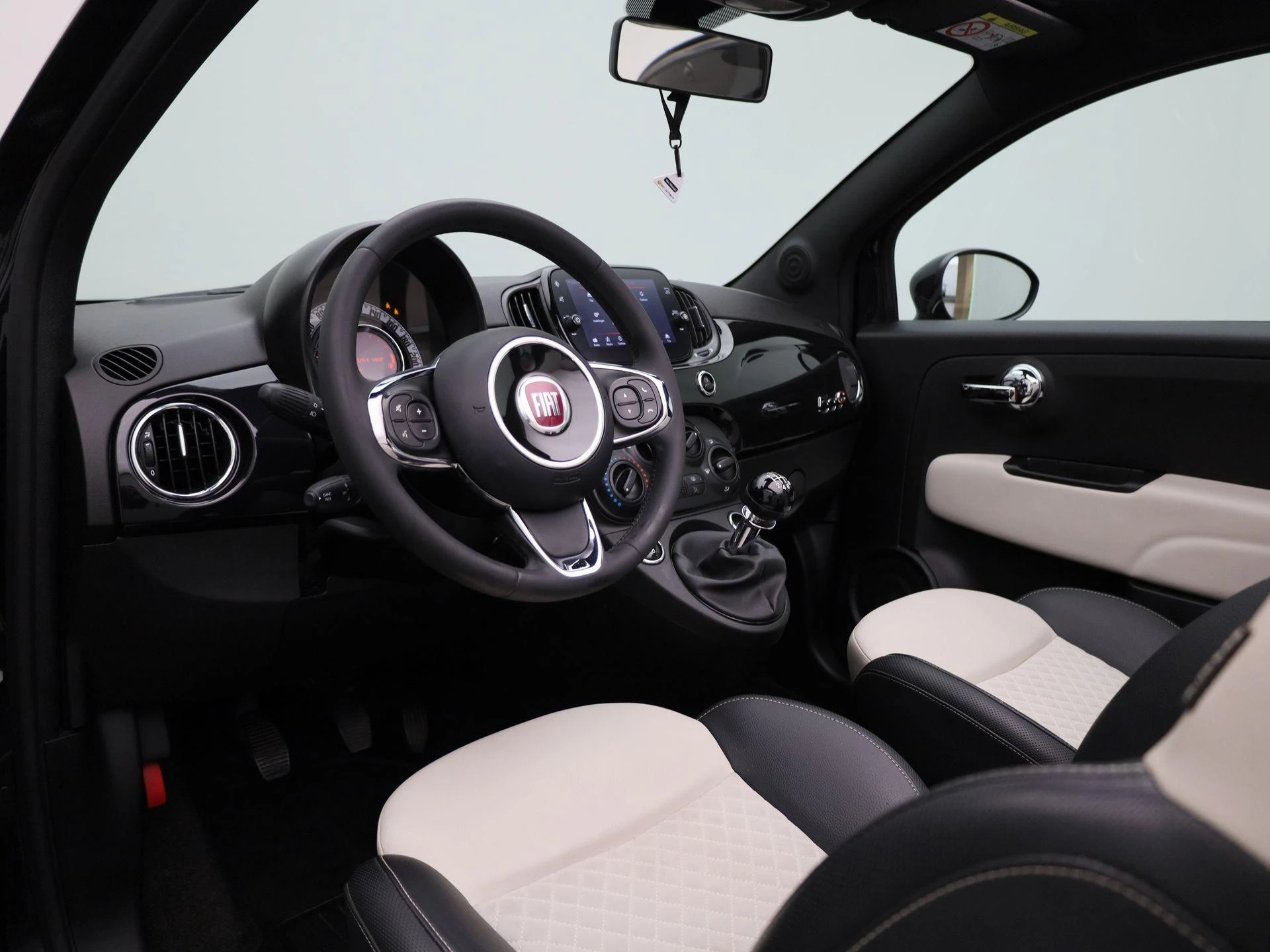 Fiat-500C-image-28