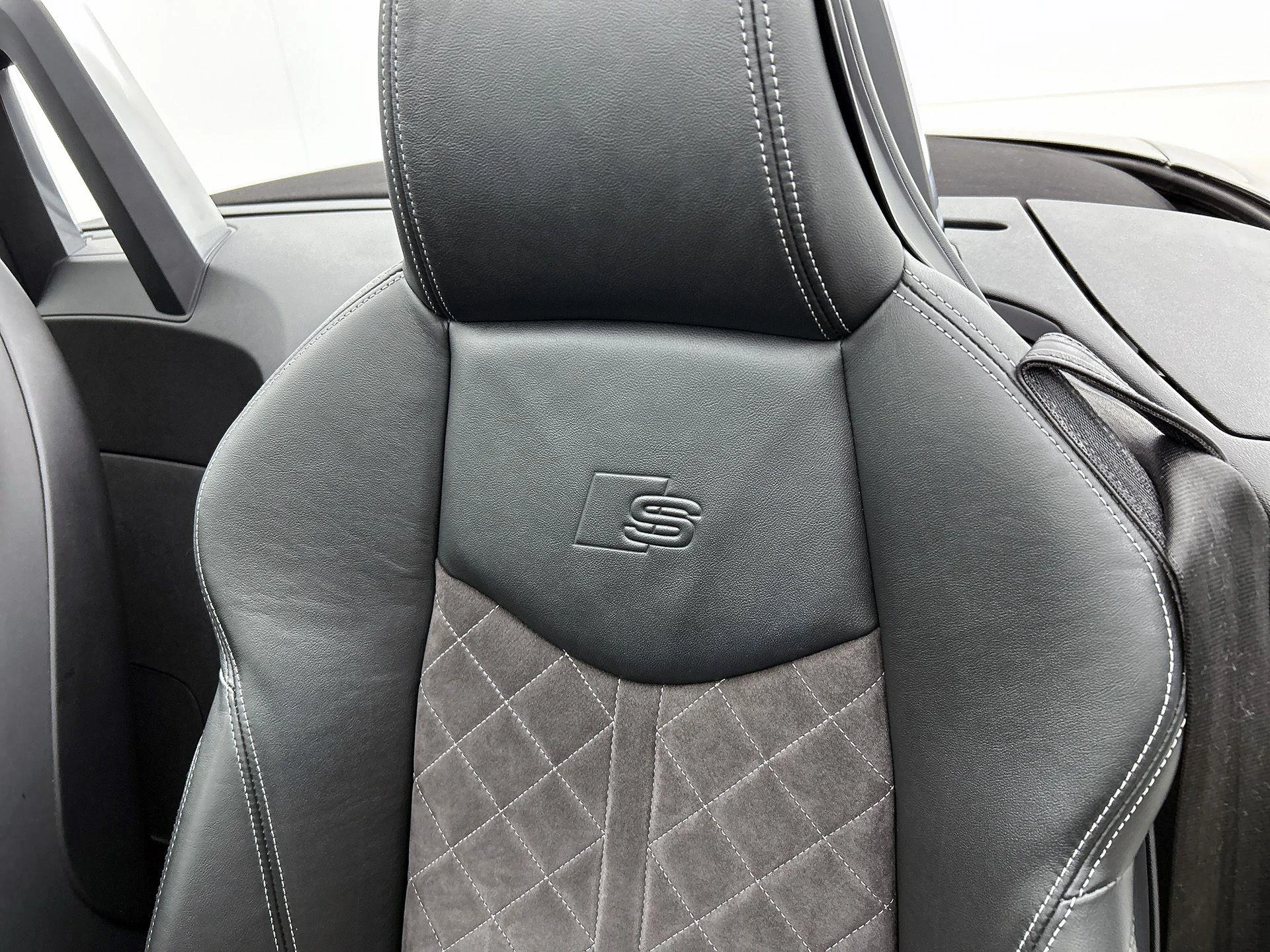 Audi-TT-image-12