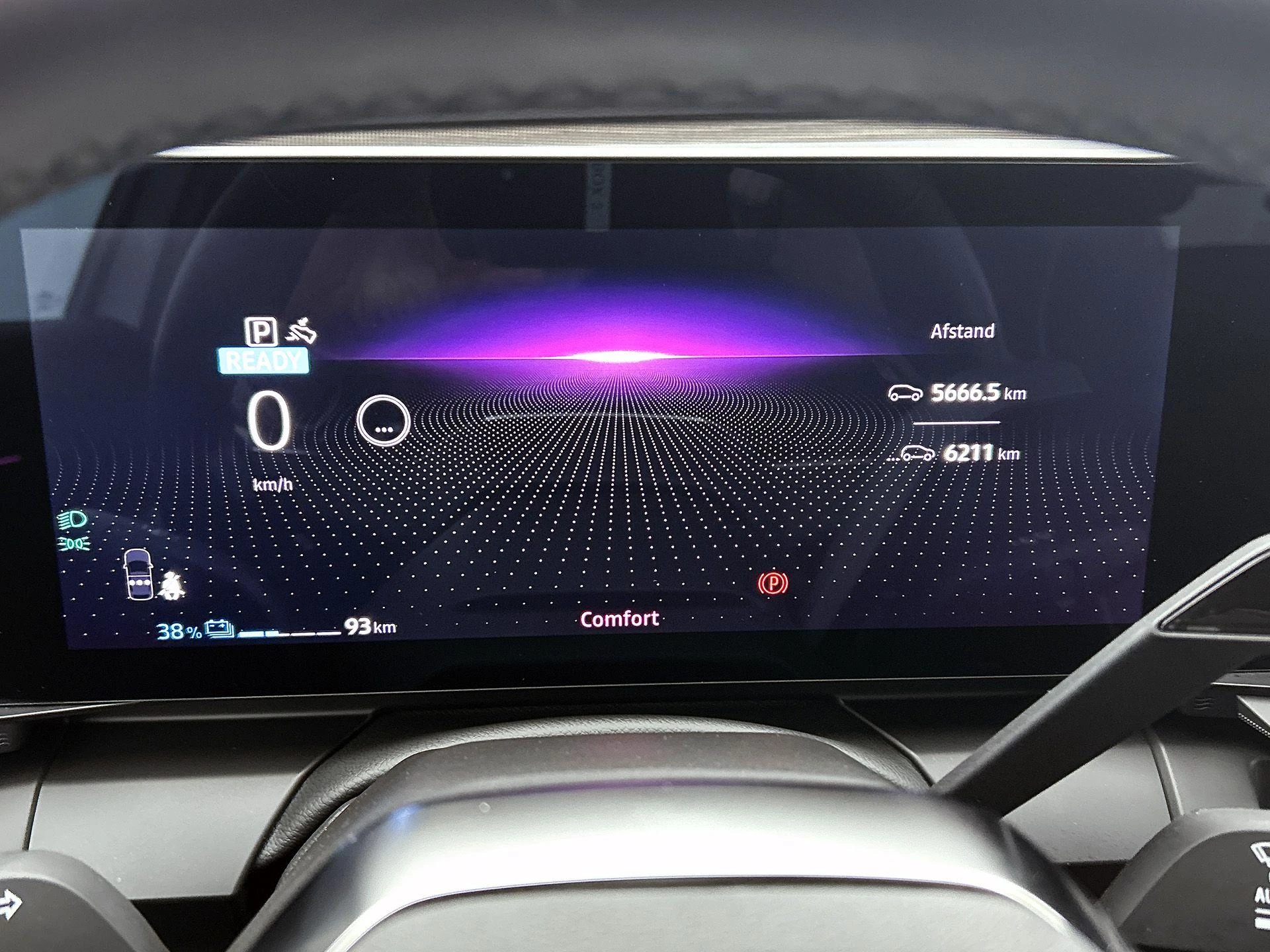 Renault-Megane E-Tech-image-19